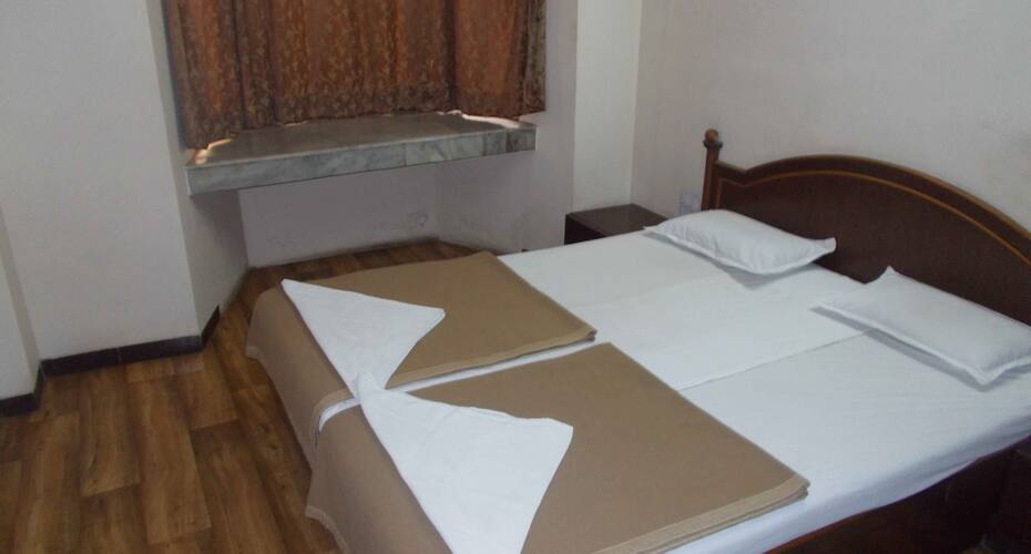 Hotel Maharaja Deluxe, Kolhapur 3